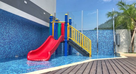 兒童戲水池